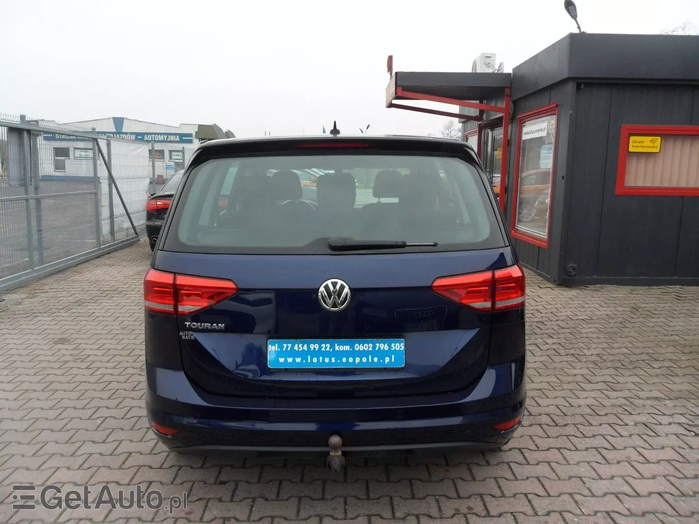 VOLKSWAGEN Touran 