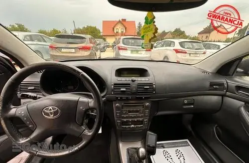 TOYOTA Avensis 