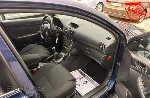TOYOTA Avensis 