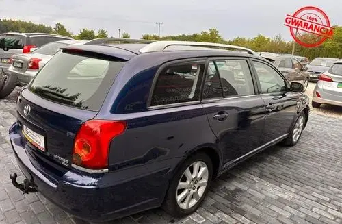 TOYOTA Avensis 