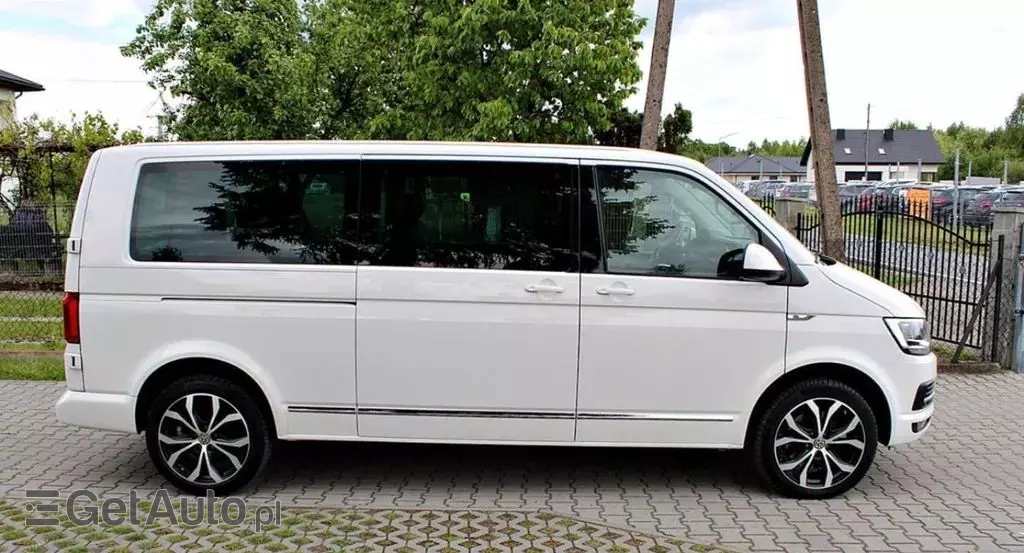 VOLKSWAGEN Caravelle 