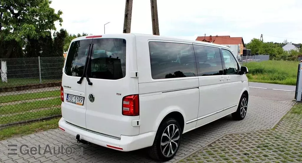 VOLKSWAGEN Caravelle 