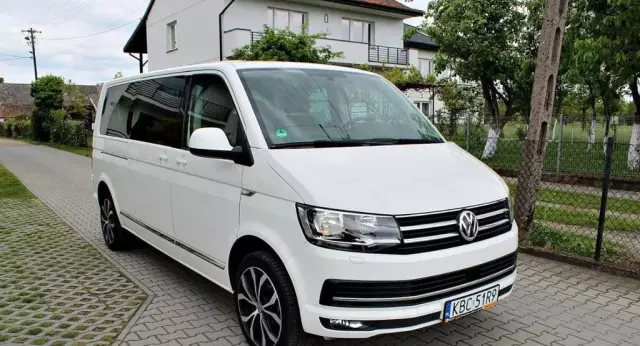VOLKSWAGEN Caravelle 