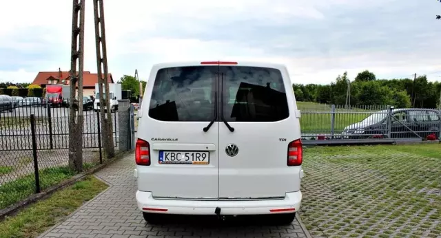 VOLKSWAGEN Caravelle 