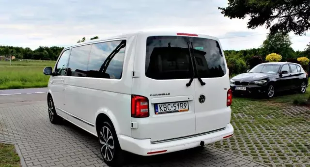 VOLKSWAGEN Caravelle 