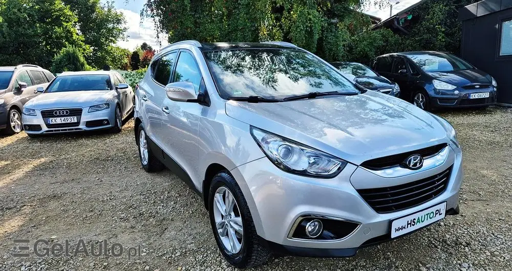 HYUNDAI Ix35 Blue 1.6 2WD Finale Gold