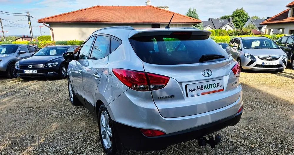 HYUNDAI Ix35 Blue 1.6 2WD Finale Gold
