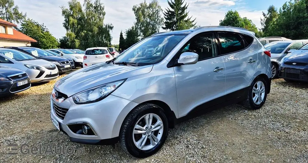 HYUNDAI Ix35 Blue 1.6 2WD Finale Gold