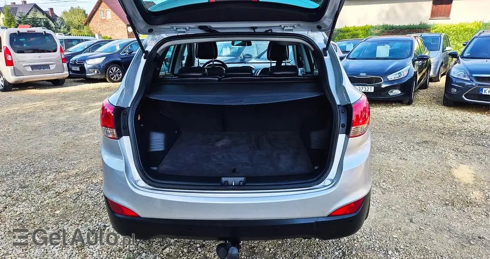 HYUNDAI Ix35 Blue 1.6 2WD Finale Gold