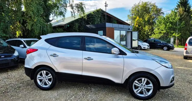 HYUNDAI Ix35 Blue 1.6 2WD Finale Gold
