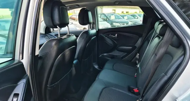 HYUNDAI Ix35 Blue 1.6 2WD Finale Gold