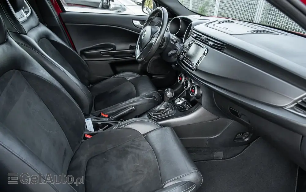 ALFA ROMEO Giulietta 1.8 TBi 16V TCT Quadrifoglio Verde