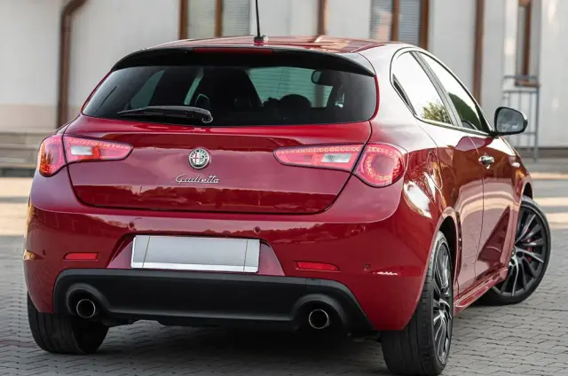 ALFA ROMEO Giulietta 1.8 TBi 16V TCT Quadrifoglio Verde