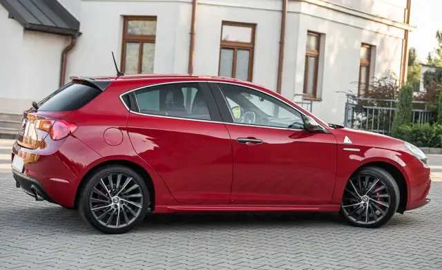 ALFA ROMEO Giulietta 1.8 TBi 16V TCT Quadrifoglio Verde