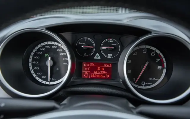 ALFA ROMEO Giulietta 1.8 TBi 16V TCT Quadrifoglio Verde