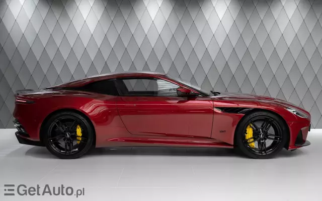 ASTON MARTIN DBS 