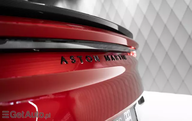 ASTON MARTIN DBS 
