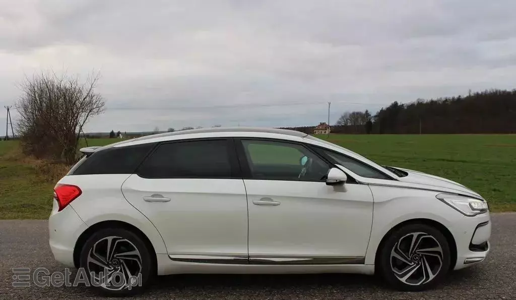 CITROEN DS5 