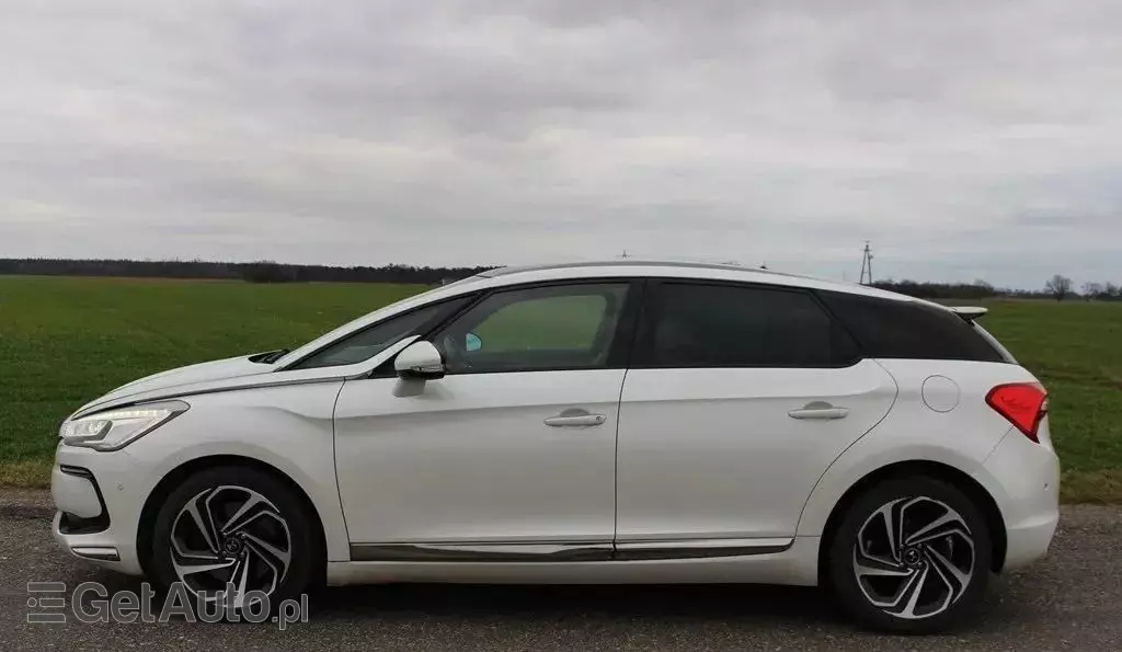 CITROEN DS5 