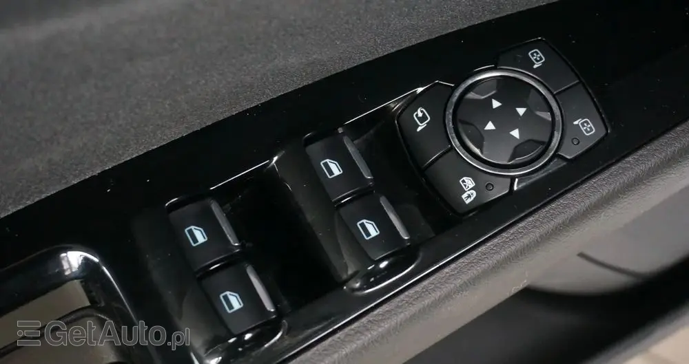 FORD Mondeo 2.0 EcoBlue Titanium