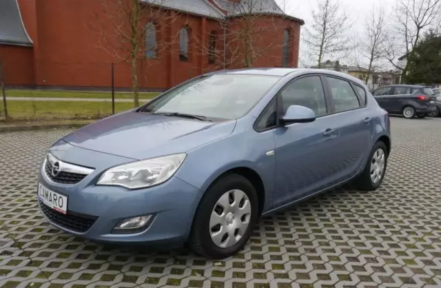 OPEL Astra 