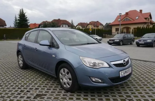 OPEL Astra 