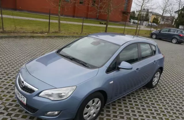 OPEL Astra 