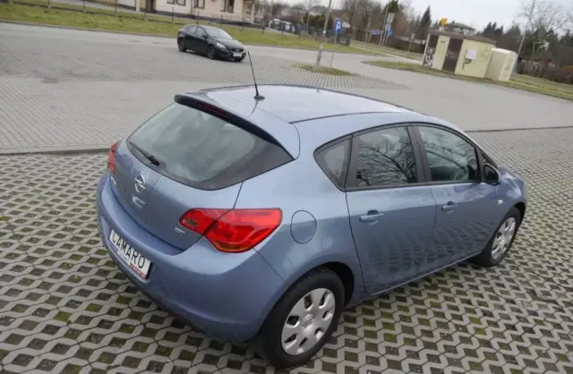 OPEL Astra 