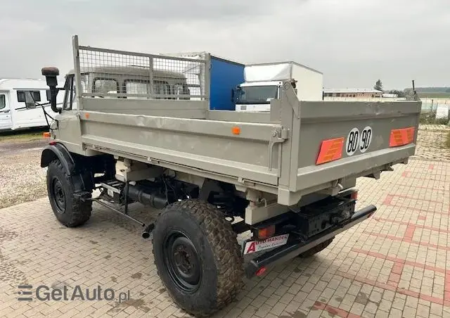UNIMOG 416 