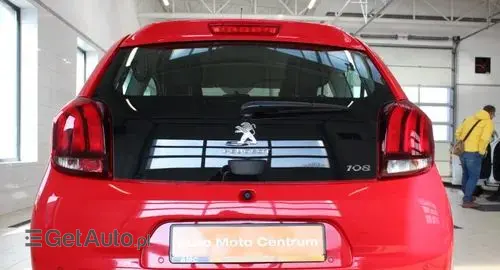 PEUGEOT 108 