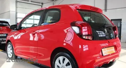PEUGEOT 108 