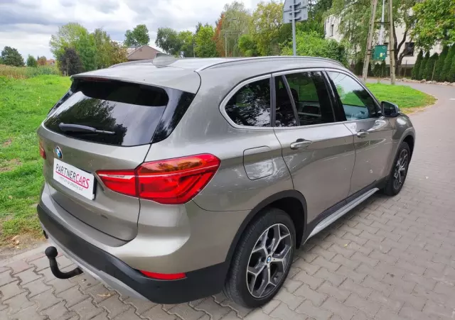 BMW X1 SDrive18d