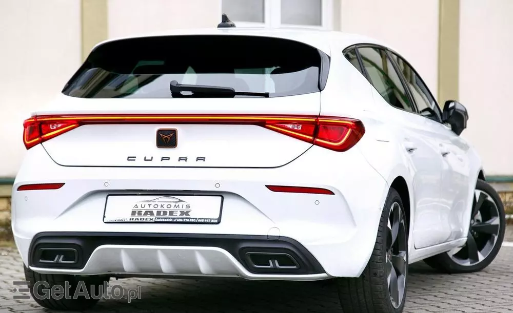 CUPRA Leon 