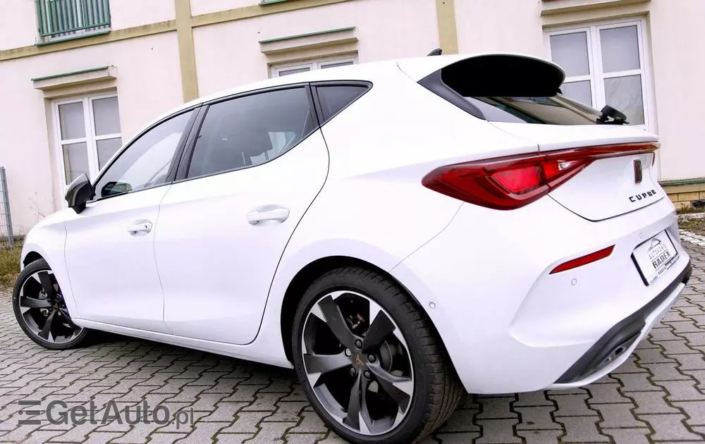 CUPRA Leon 