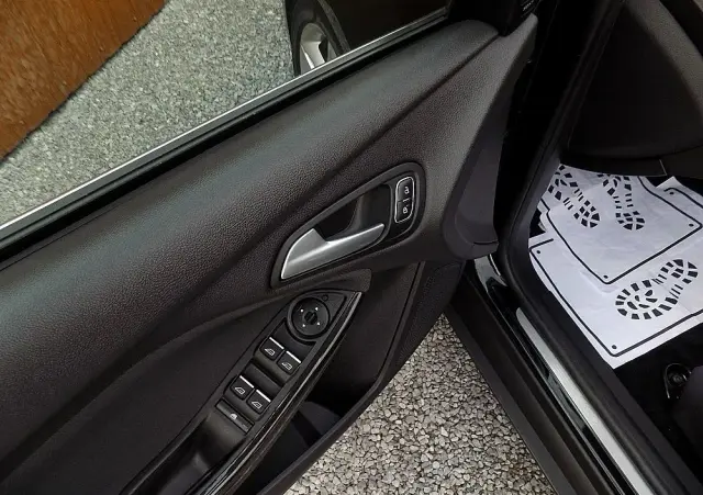 FORD Focus SW 1.0 EcoBoost Titanium ASS PowerShift