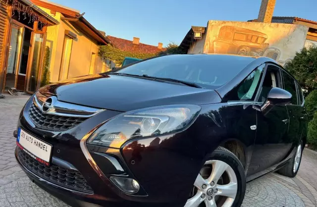 OPEL Zafira 