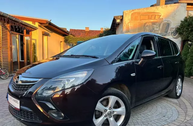 OPEL Zafira 