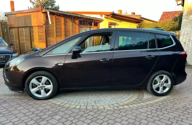 OPEL Zafira 