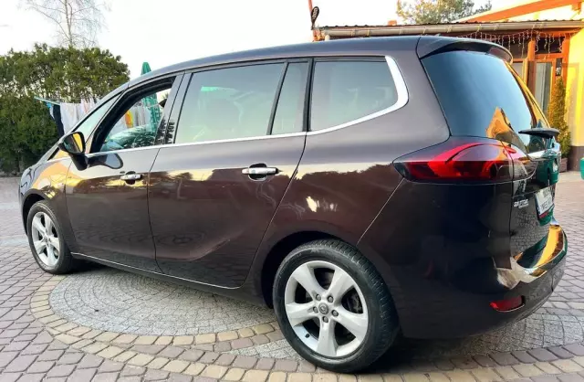 OPEL Zafira 