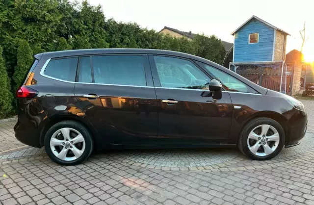 OPEL Zafira 