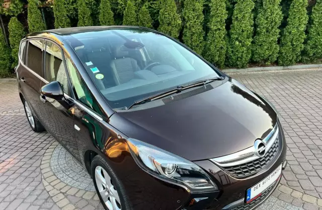 OPEL Zafira 