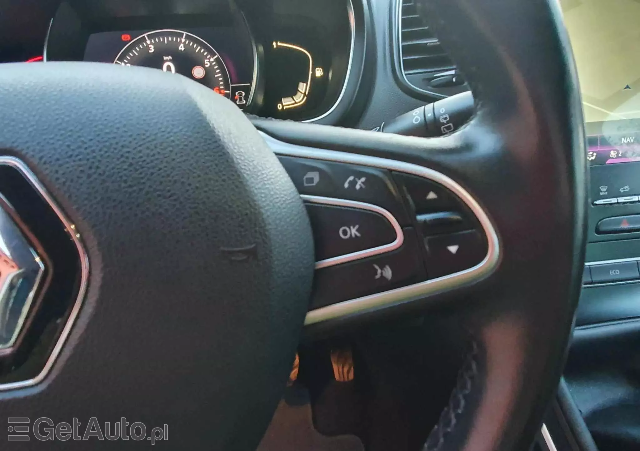 RENAULT Scenic ENERGY TCe 140 LIMITED