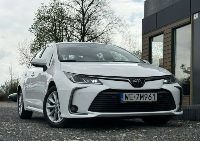 TOYOTA Corolla 1.5 Comfort MS
