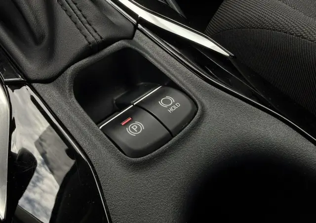 TOYOTA Corolla 1.5 Comfort MS