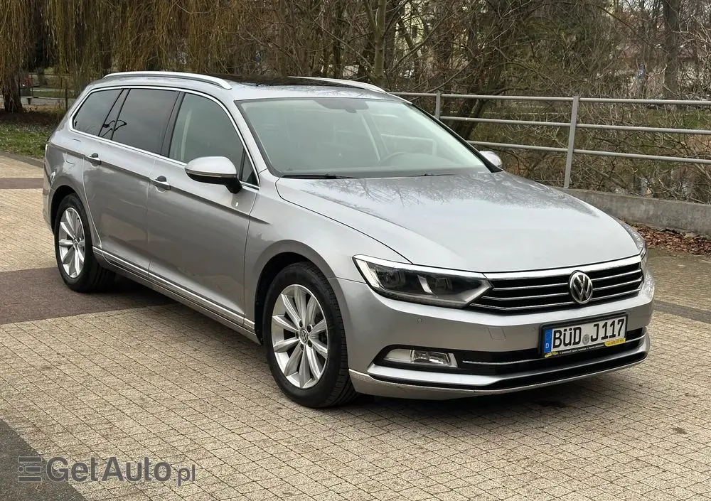 VOLKSWAGEN Passat Ver-1-5-tsi-evo-highline