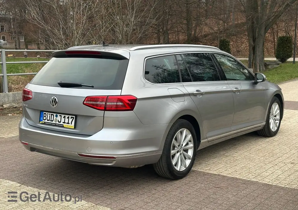 VOLKSWAGEN Passat Ver-1-5-tsi-evo-highline