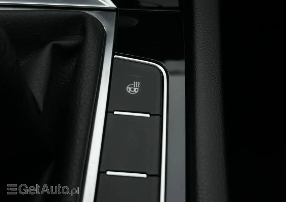 VOLKSWAGEN Passat Ver-1-5-tsi-evo-highline