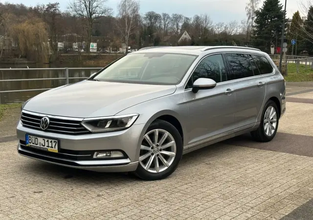 VOLKSWAGEN Passat Ver-1-5-tsi-evo-highline