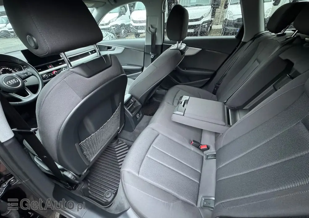 AUDI A4 Avant 35 TDI S tronic advanced