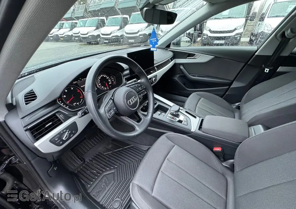 AUDI A4 Avant 35 TDI S tronic advanced
